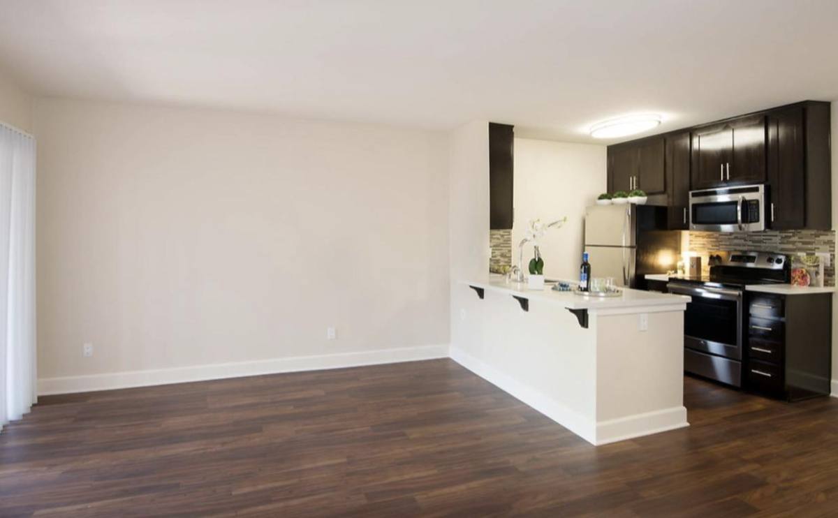 Apartment for rent at The Hallie, 280 E Del Mar Blvd, Pasadena, CA 91101