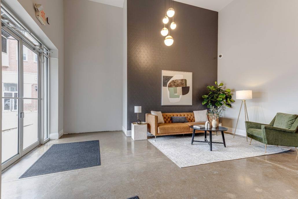 Apartment for rent at 115 Lake St, Libertyville, IL 60048