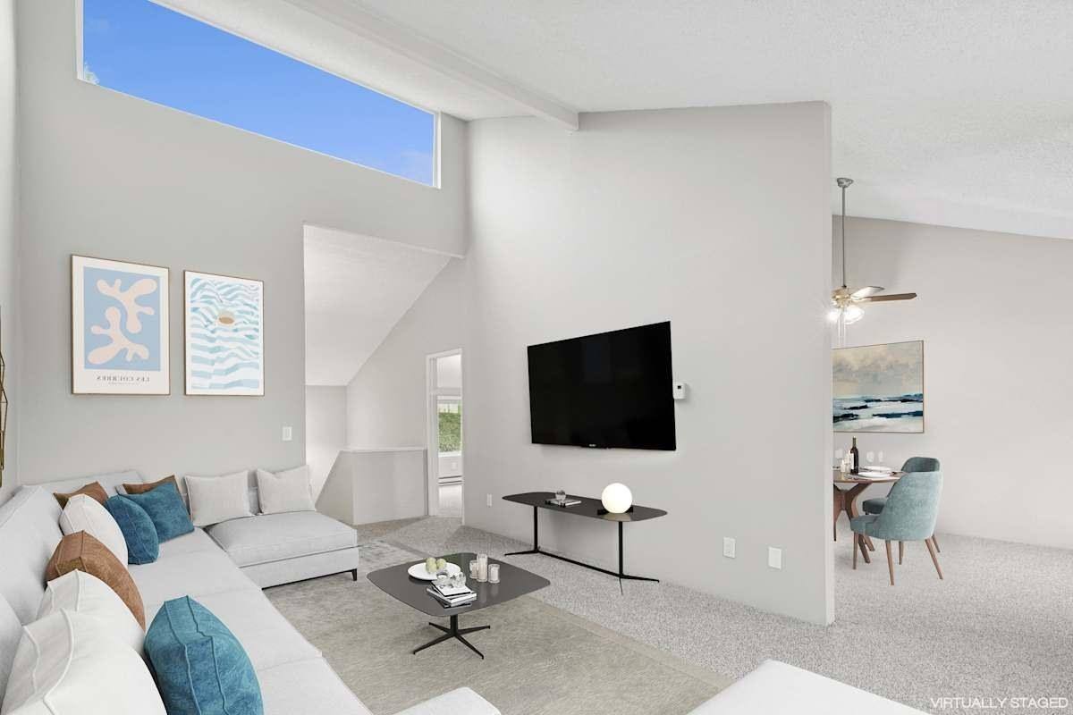 Townhouse for rent at The Bluffs at Mountain Park, 50 Kerr Parkway, Lake Oswego, OR 97035