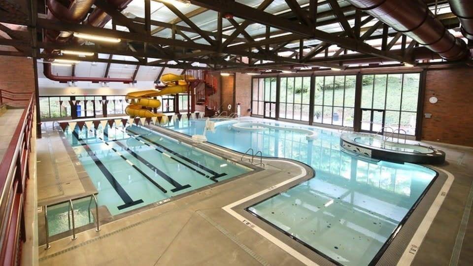 Townhouse for rent at The Bluffs at Mountain Park, 50 Kerr Parkway, Lake Oswego, OR 97035