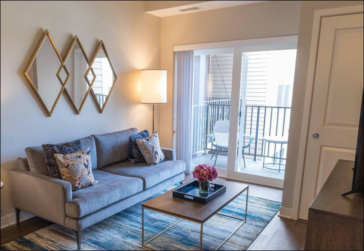Apartment for rent at 255 N Addison Ave, Elmhurst, IL 60126