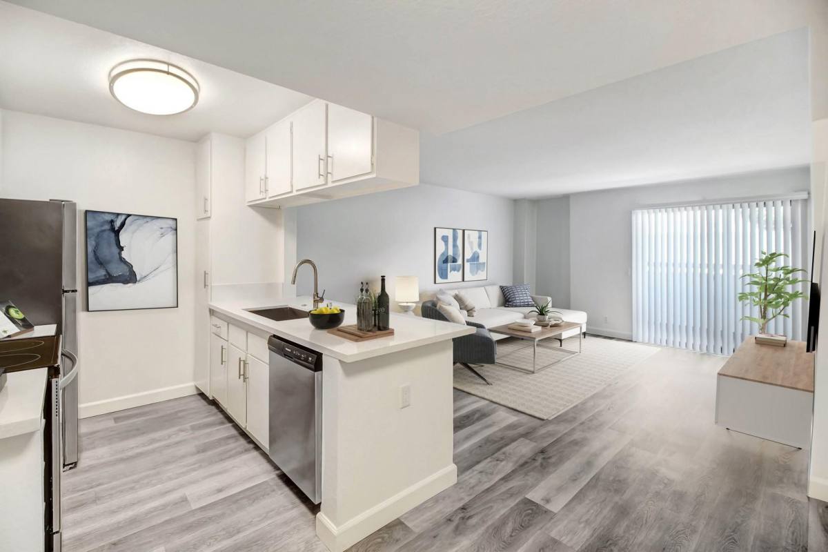 Apartment for rent at 9810 Zelzah Ave, Northridge, CA 91325