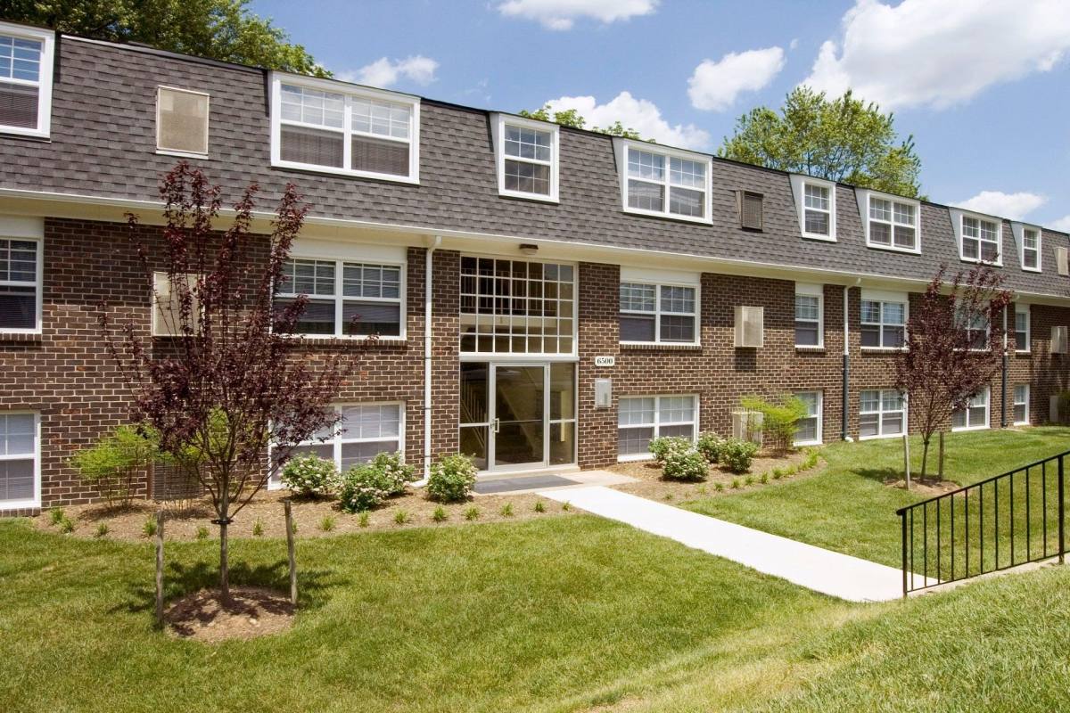 Apartment for rent at Loch Glen, 6535 Falkirk Rd, Baltimore, MD 21239