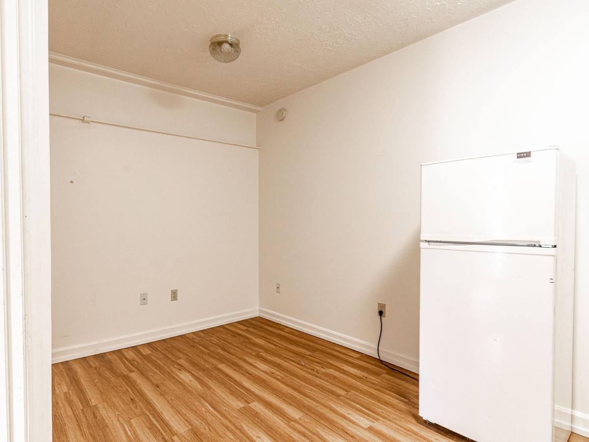 Apartment for rent at 458 High St, Morgantown, WV 26505