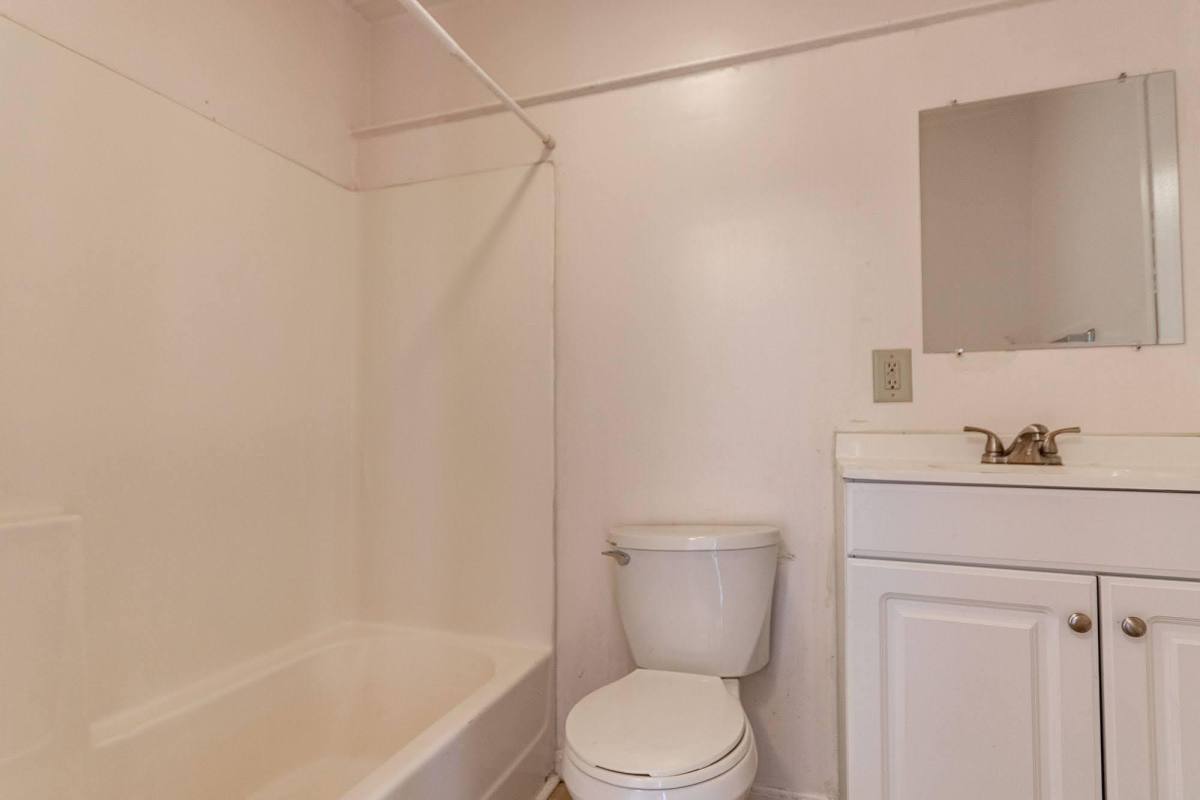 Apartment for rent at 458 High St, Morgantown, WV 26505