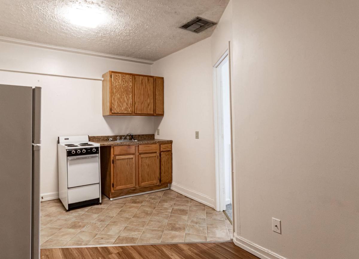 Apartment for rent at 458 High St, Morgantown, WV 26505