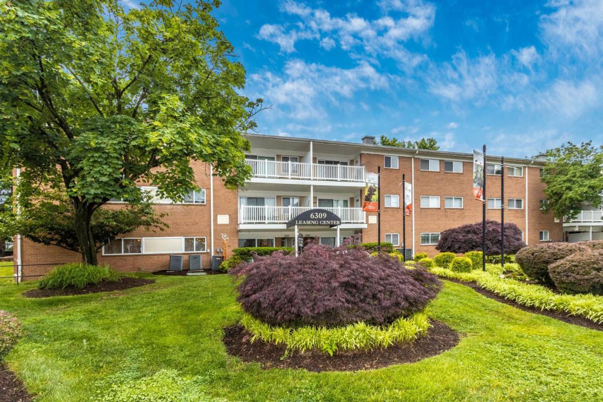 Apartment for rent at 6311 Pennsylvania Ave, District Heights, MD 20747