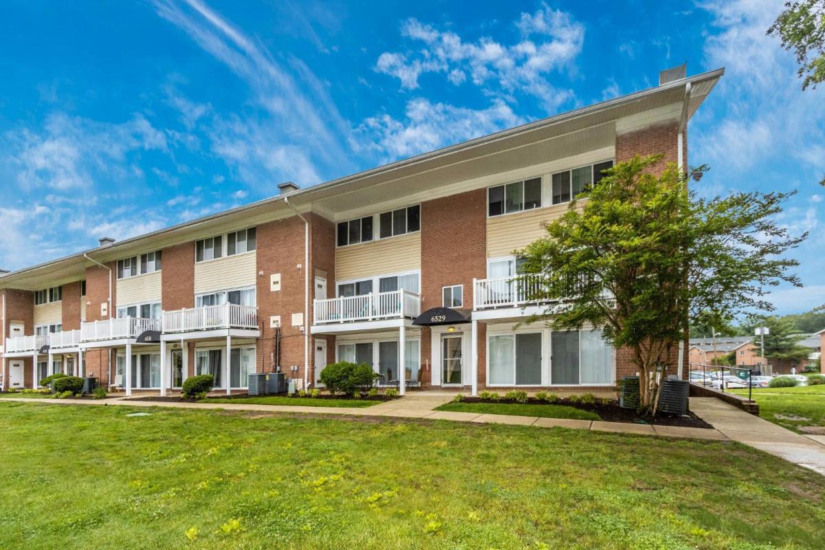 Apartment for rent at 6311 Pennsylvania Ave, District Heights, MD 20747
