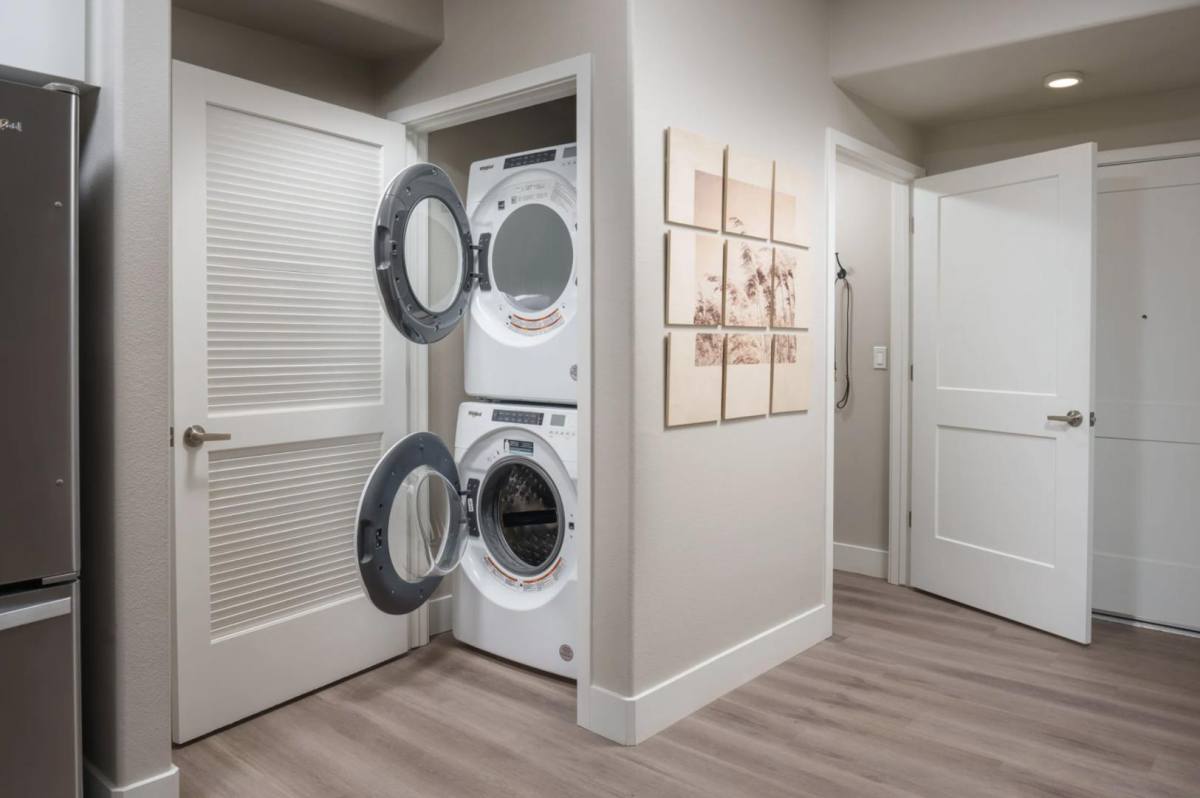 Apartment for rent at 2220 Cemo Circle, Rancho Cordova, CA 95670
