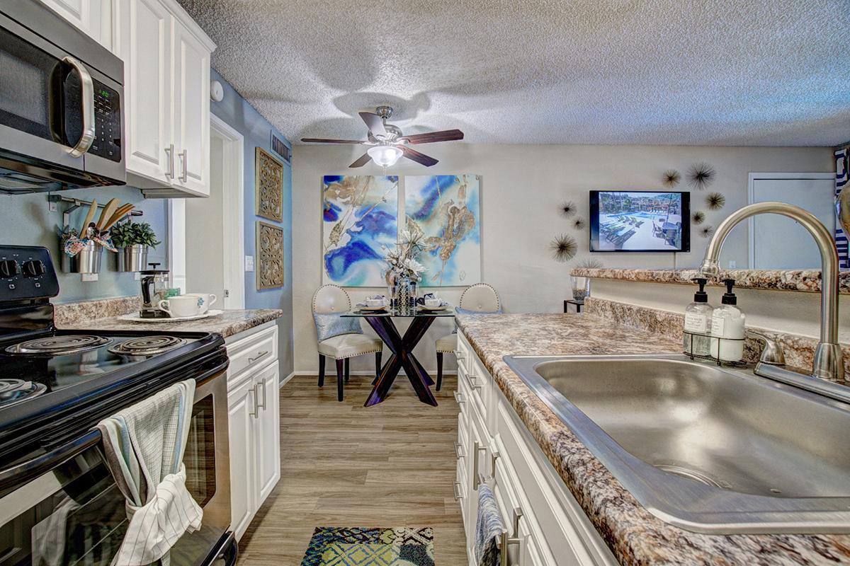 Apartment for rent at Beacon 601 Apartment Homes, 601 S Alma School Rd, Mesa, AZ 85210