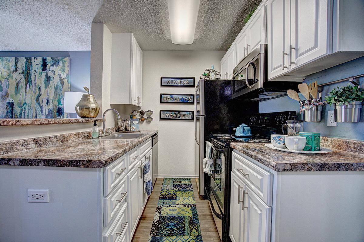 Apartment for rent at Beacon 601 Apartment Homes, 601 S Alma School Rd, Mesa, AZ 85210