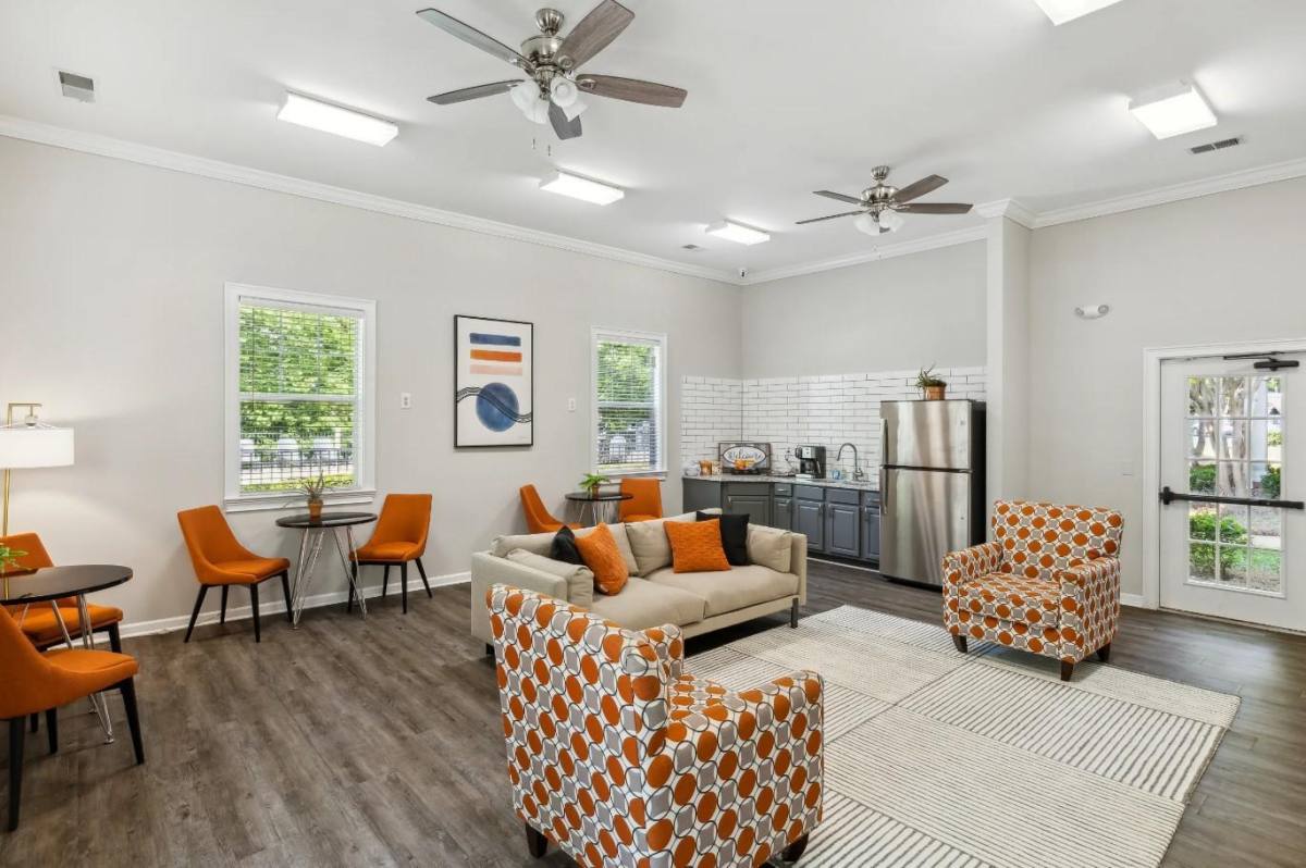 Apartment for rent at 151 Parkway N, Newnan, GA 30265