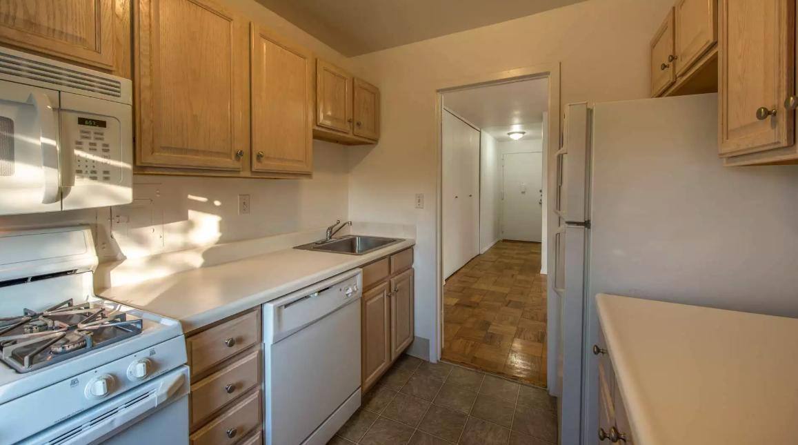 Apartment for rent at 205 Walden St, Cambridge, MA 02140