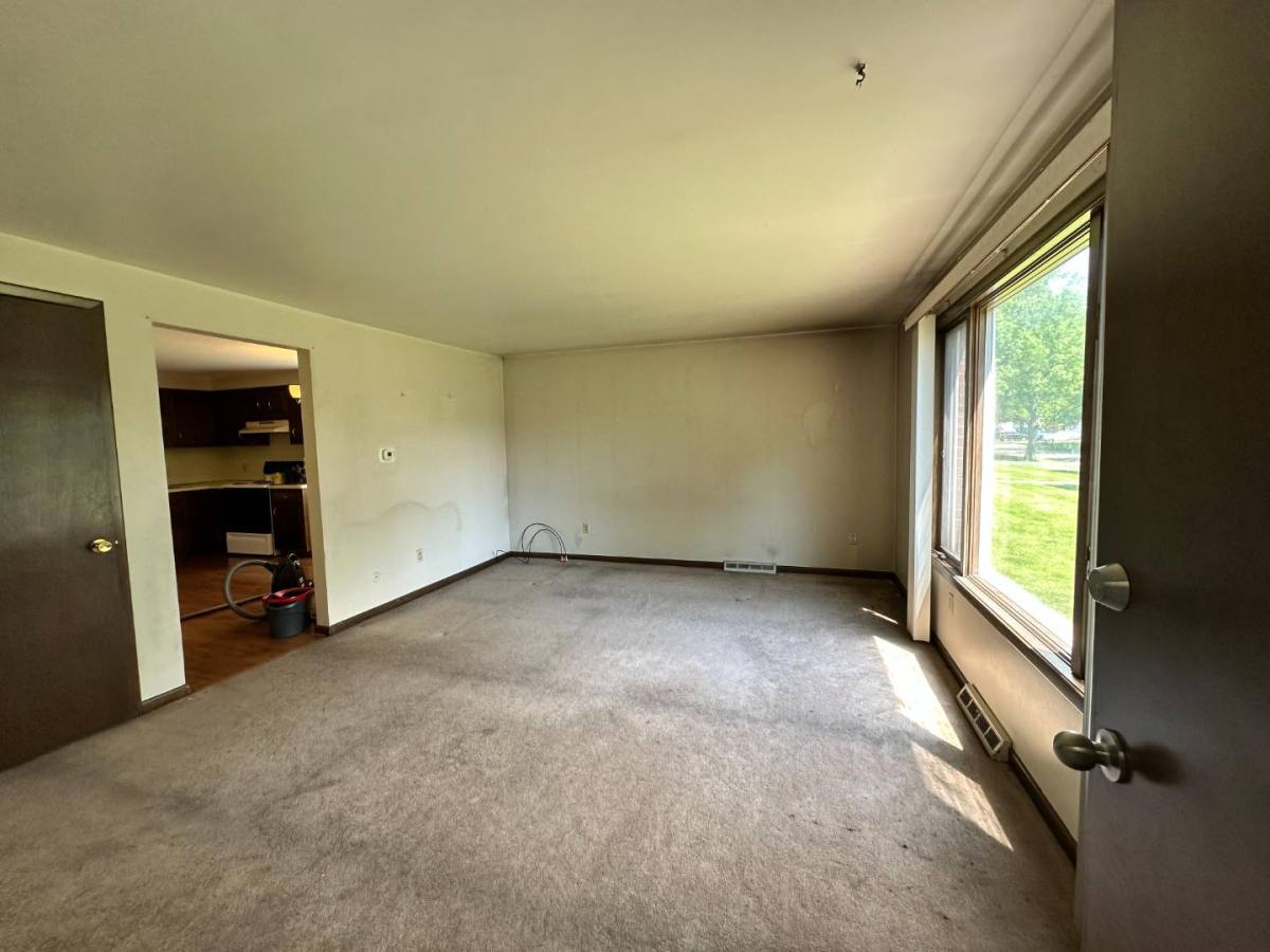Apartment for rent at 198 Denrose Rrive #1, Buffalo, NY 14228