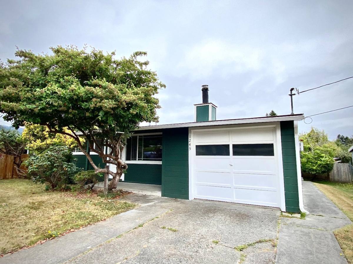 House for rent at 1245 Chester Ave, Arcata, CA 95521