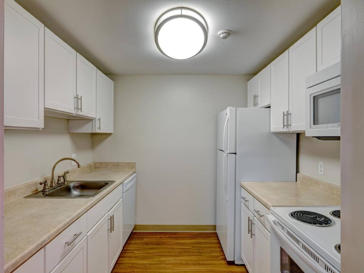 Apartment for rent at Rockingham Glen, 30 Rockingham Ave, West Roxbury, MA 02132