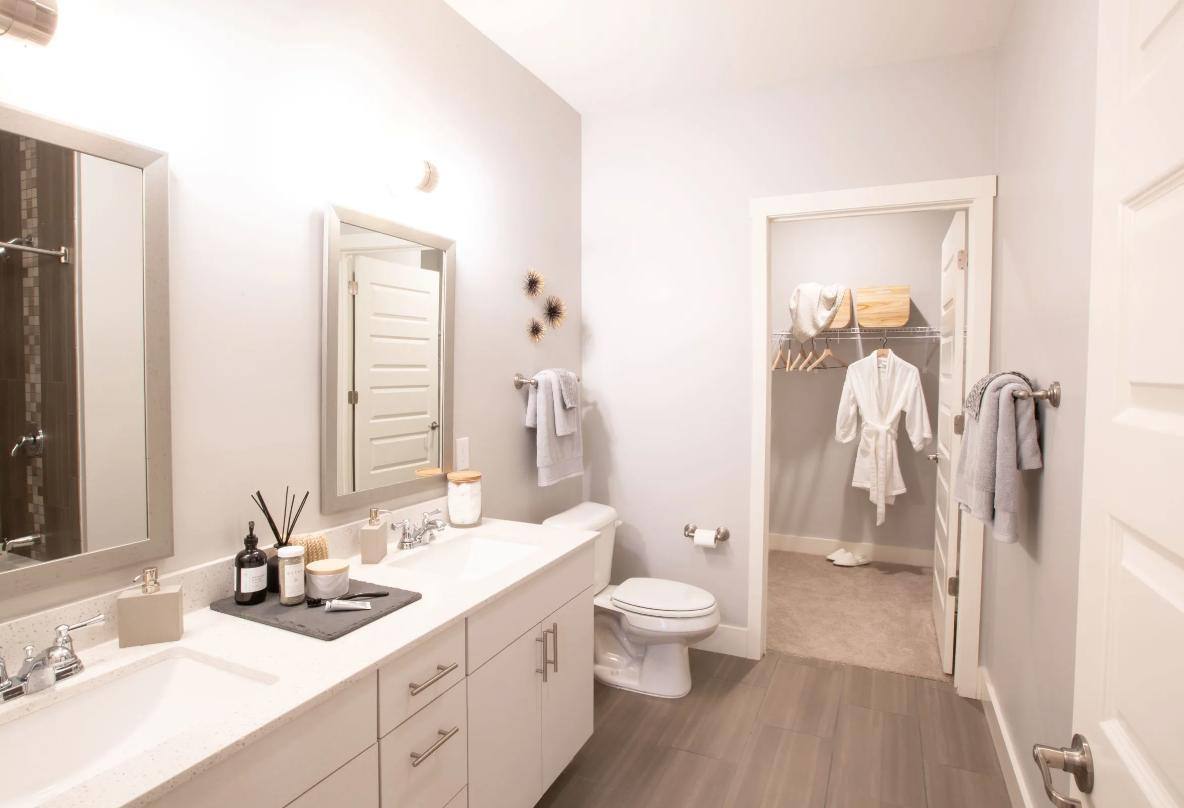 Apartment for rent at Five Eleven Meeting, 511 Meeting St, Charleston, SC 29403