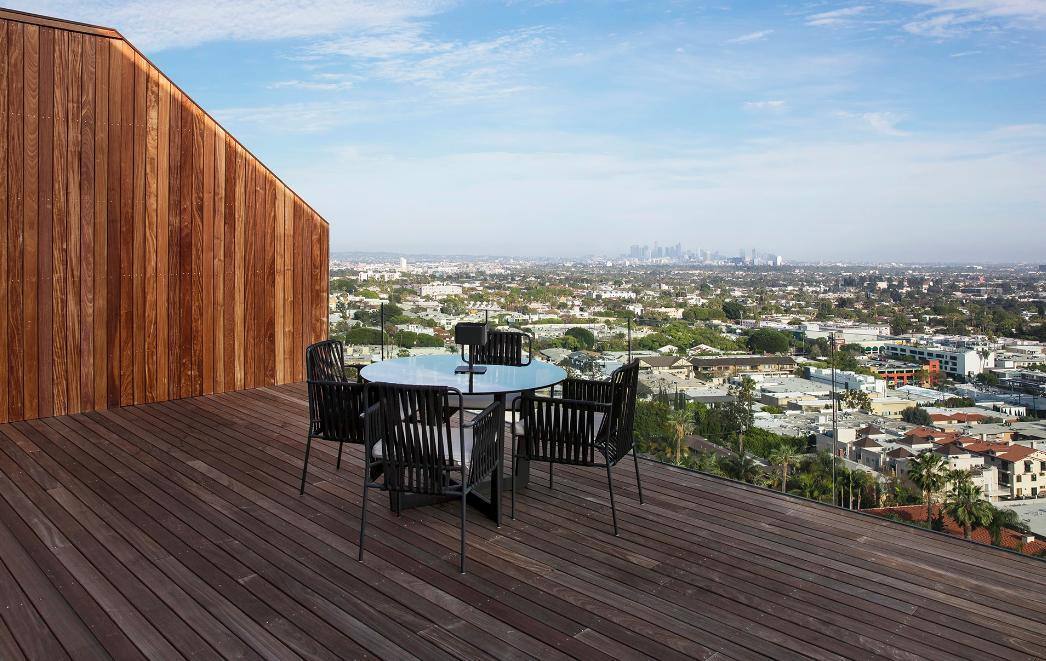 Apartment for rent at 8500 W Sunset Blvd, West Hollywood, CA 90069