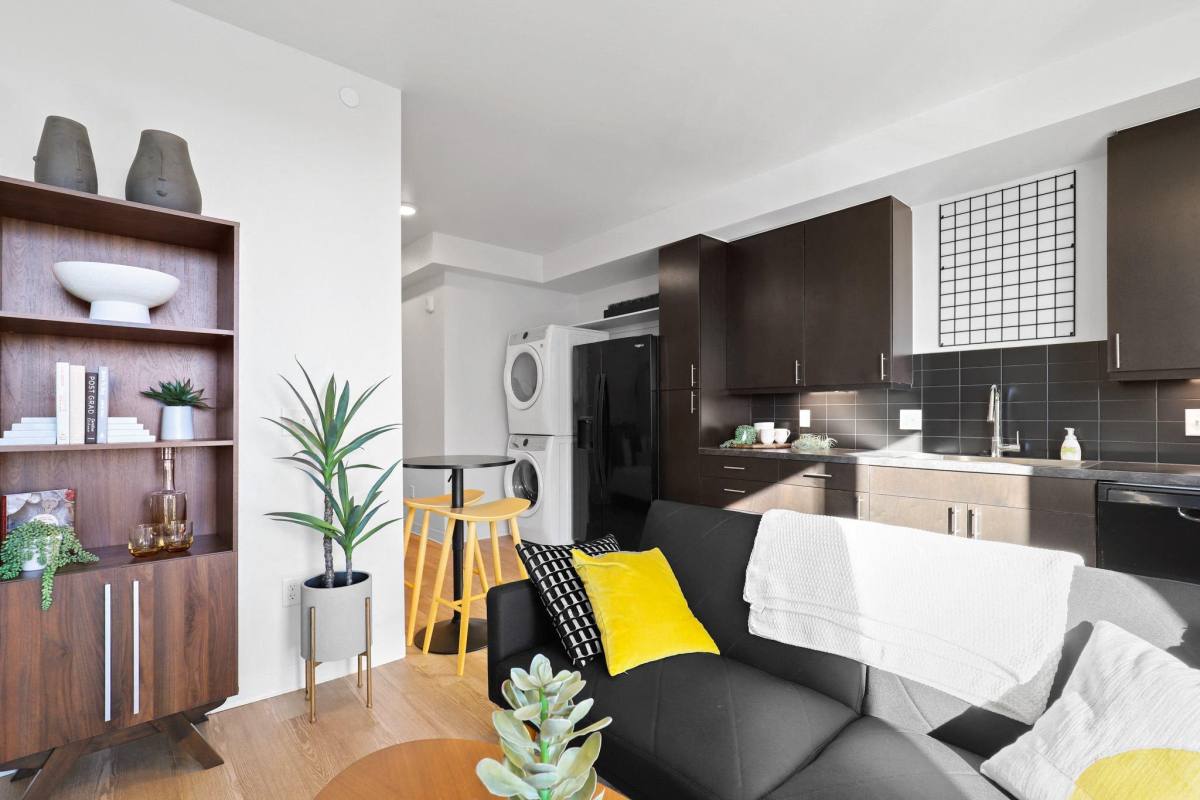 Apartment for rent at 757 N Grant St, Denver, CO 80203