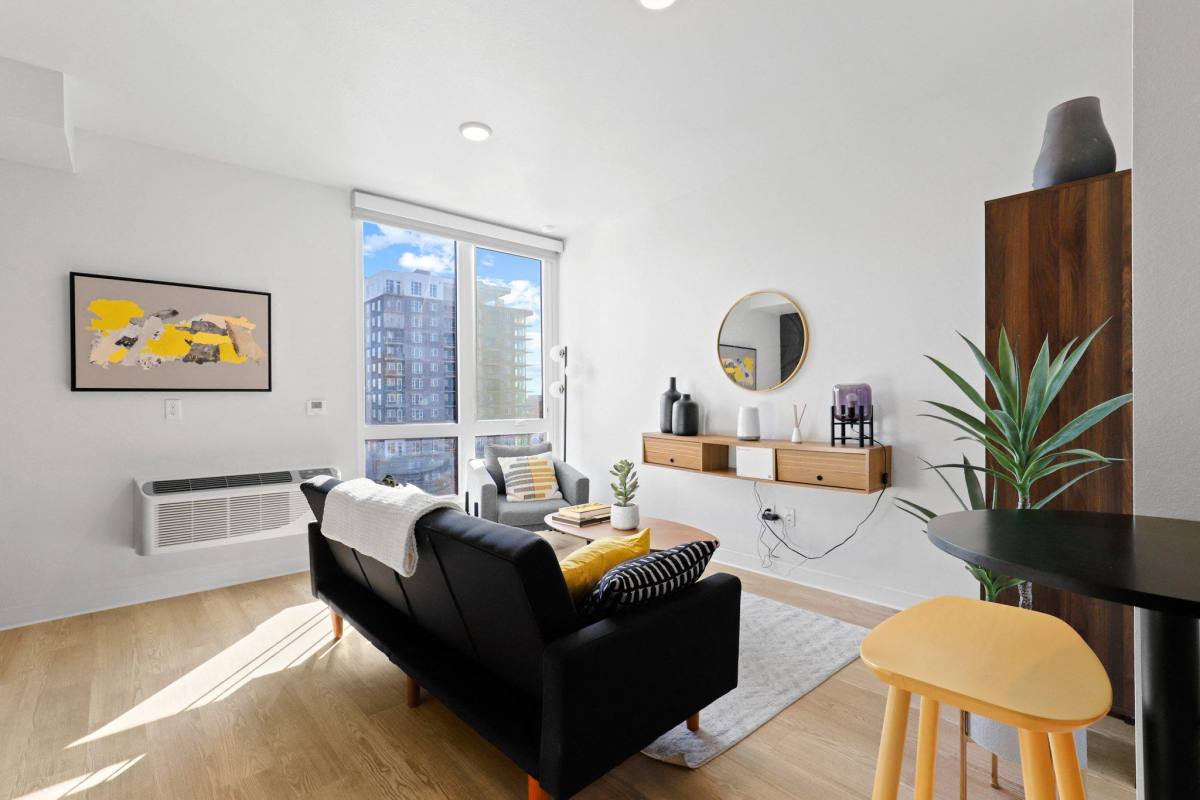 Apartment for rent at 757 N Grant St, Denver, CO 80203