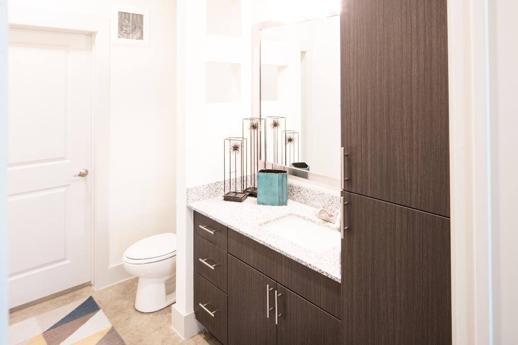 Townhouse for rent at 2101 W Rosedale St, Fort Worth, TX 76104