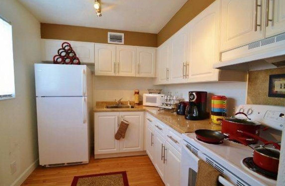 Apartment for rent at 2508 10th Ave N, Lake Worth, FL 33461