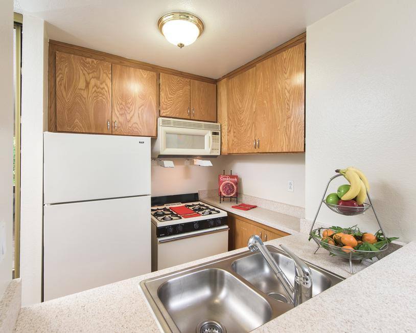 Apartment for rent at Park Genesee Apartment Homes, 5550 Genesee Court E, San Diego, CA 92111