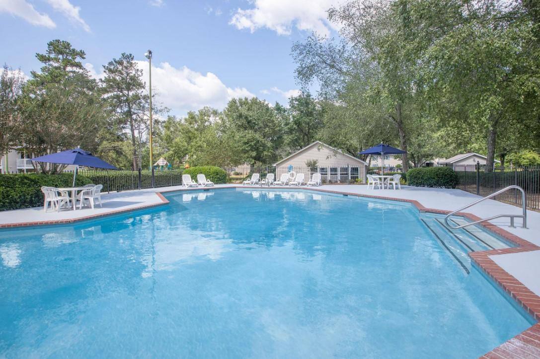 Apartment for rent at 160 Belle Dr, Fayetteville, GA 30214