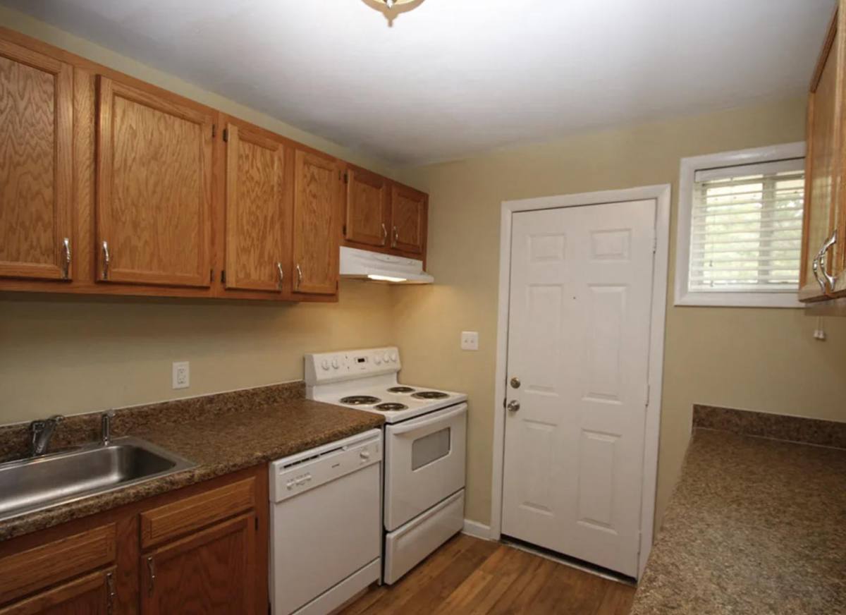 Apartment for rent at 1622 Proctor Rd, Raleigh, NC 27610