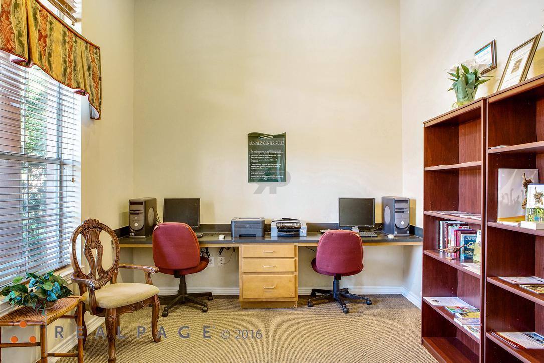 Apartment for rent at Blue Lake Villas, 155 Lakeside Dr, Waxahachie, TX 75165