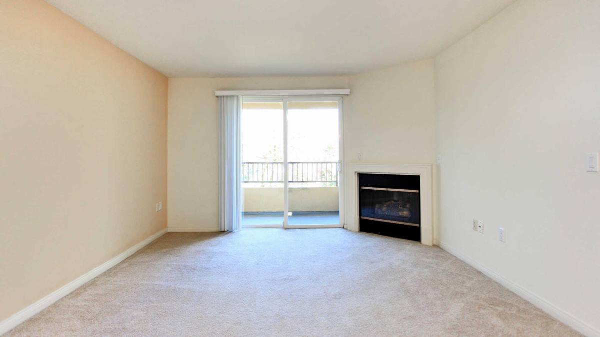 Apartment for rent at 3165 Sawtelle Blvd, Los Angeles, CA 90066