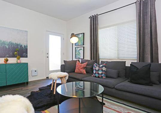 Apartment for rent at Sonoran Commons, 35035 N Valley Parkway, Phoenix, AZ 85085