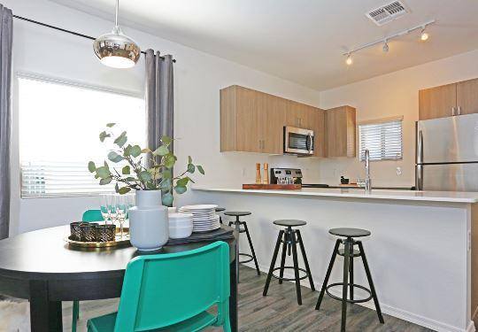 Apartment for rent at Sonoran Commons, 35035 N Valley Parkway, Phoenix, AZ 85085