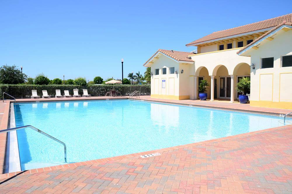 Apartment for rent at 1427 SE 24th Rd, Homestead, FL 33035