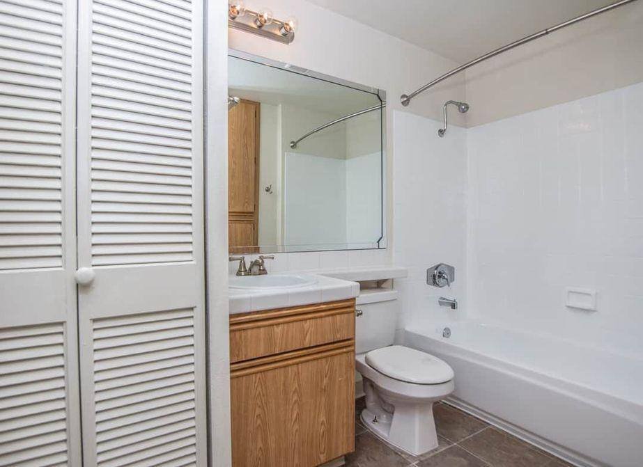 Apartment for rent at Pacific Garden Apartment Homes, 8148 Genesee Ave, San Diego, CA 92122