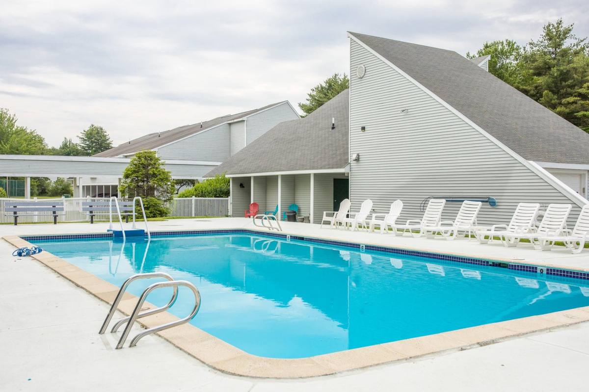 Townhouse for rent at Foreside Estates, 100 Clearwater Dr, Falmouth, ME 04105