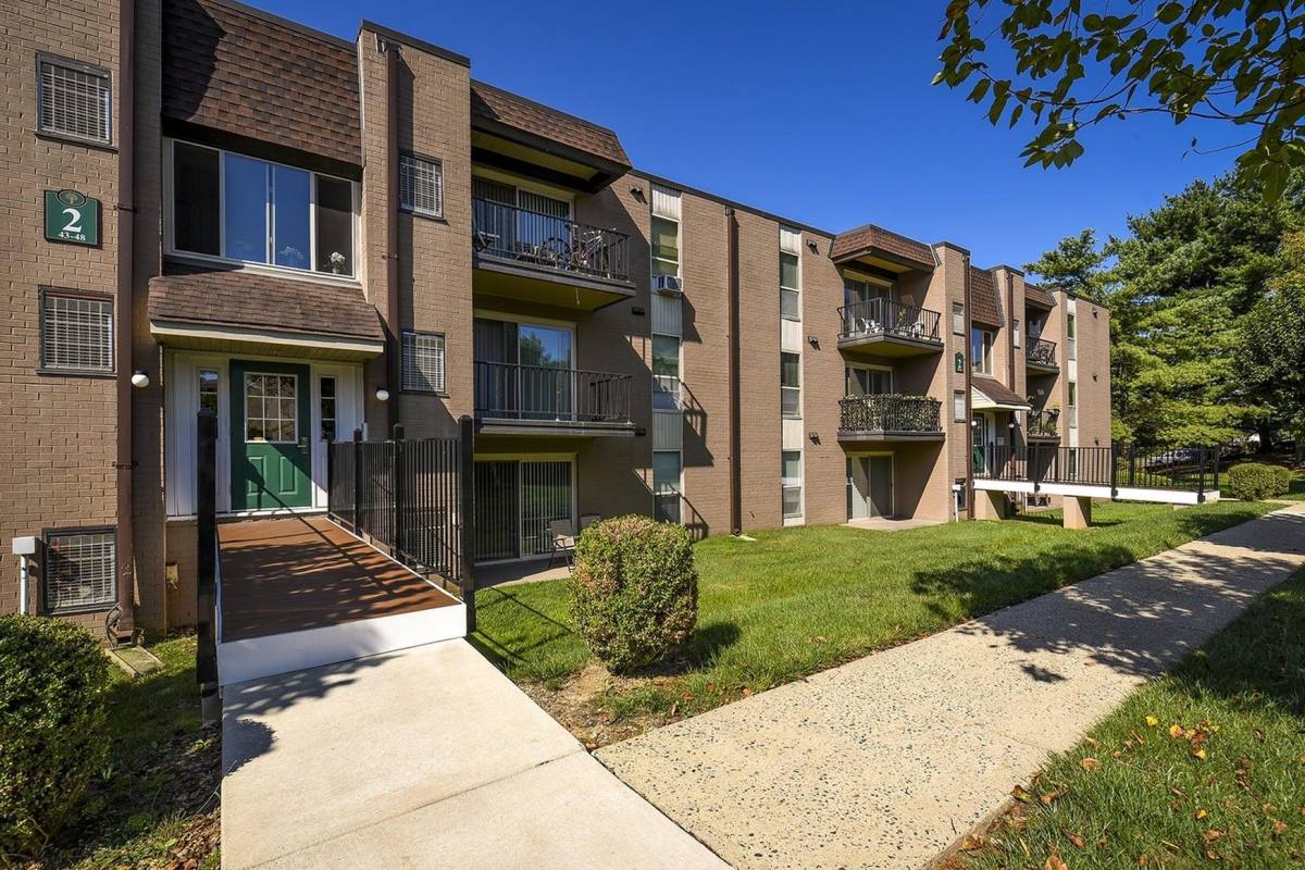 Summit Trace, 255 Summit Trace Rd, Langhorne, PA 19047 - Apartment for Rent - Image 3