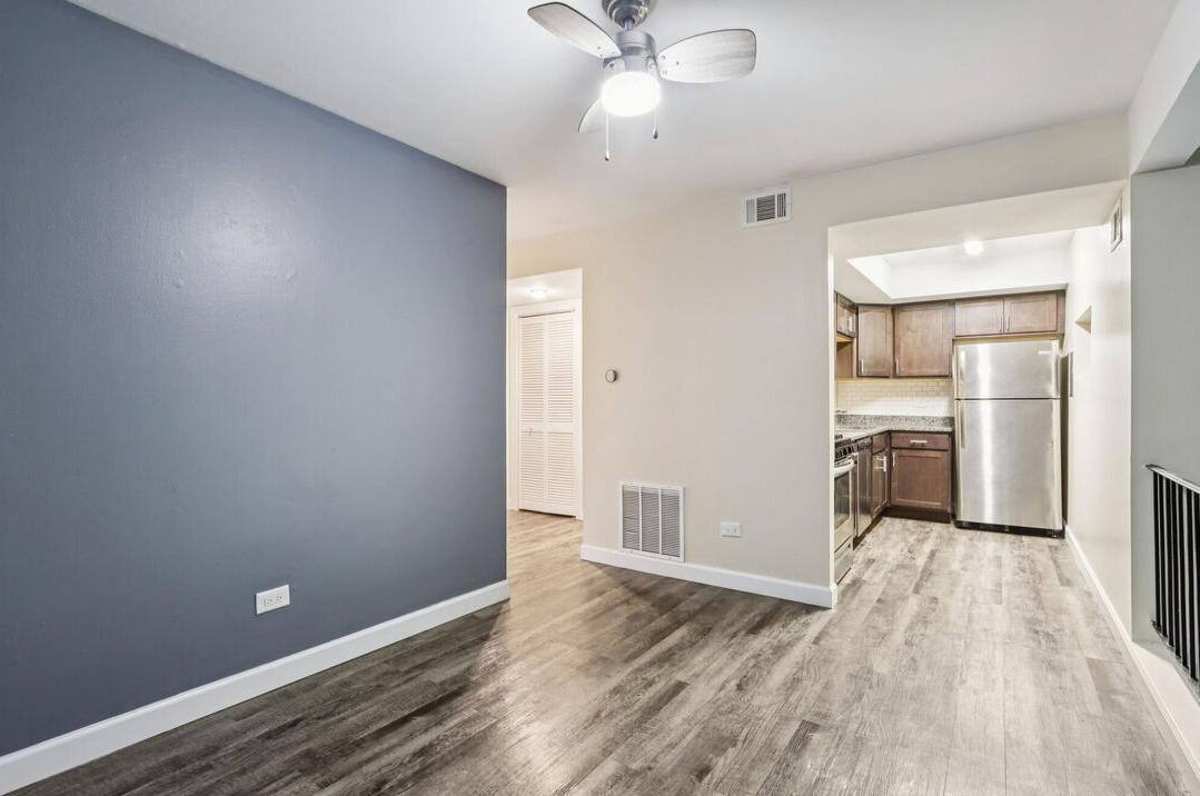 Apartment for rent at 128 W Woodstock St, Crystal Lake, IL 60014