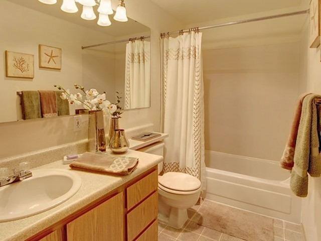 Apartment for rent at Greystone Meadows, 31500 1st Ave S, Federal Way, WA 98003
