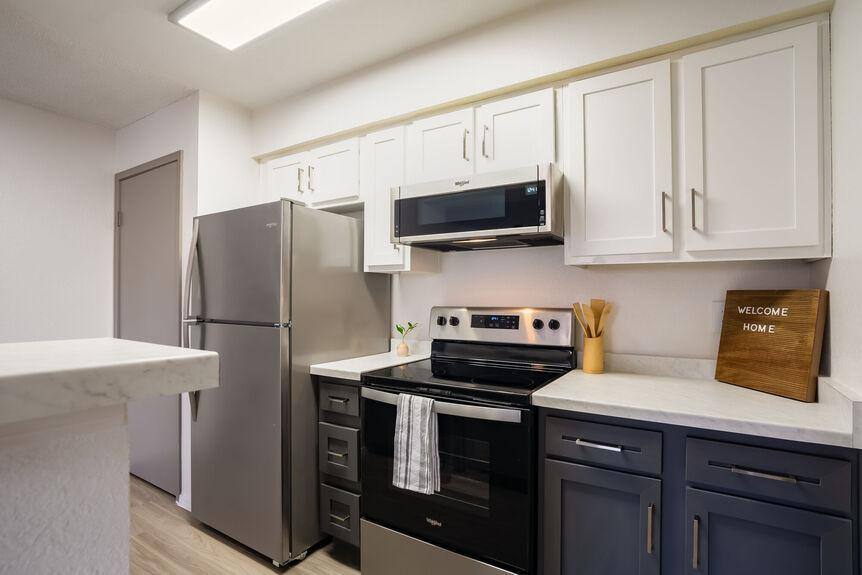 Apartment for rent at Hunter's Ridge Apartment Homes, 13150 Wenonah Ave SE, Albuquerque, NM 87123
