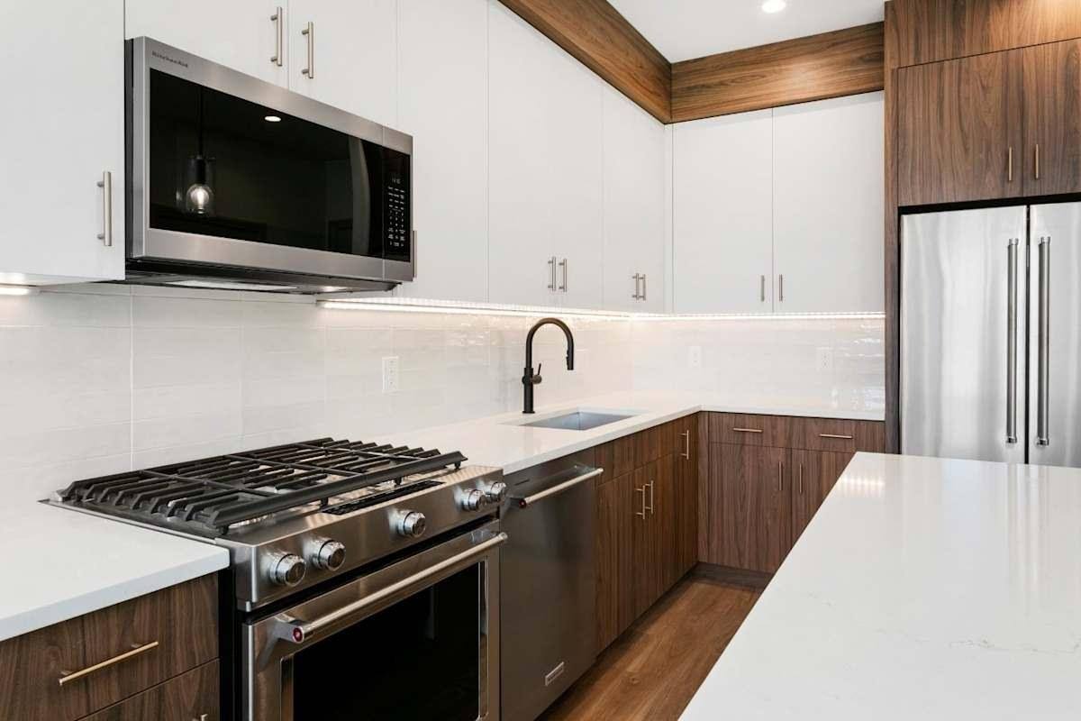 Apartment for rent at Sherwood Towne, 2920 N 56th St, Phoenix, AZ 85018