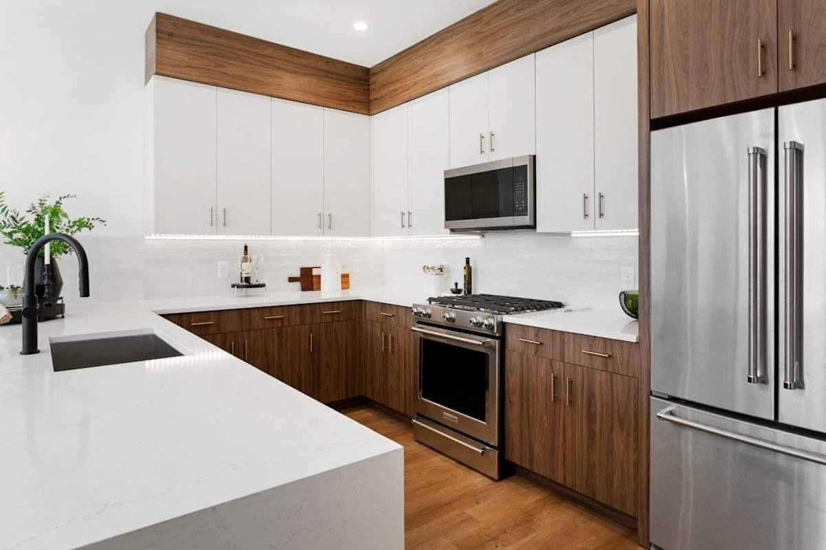 Apartment for rent at Sherwood Towne, 2920 N 56th St, Phoenix, AZ 85018