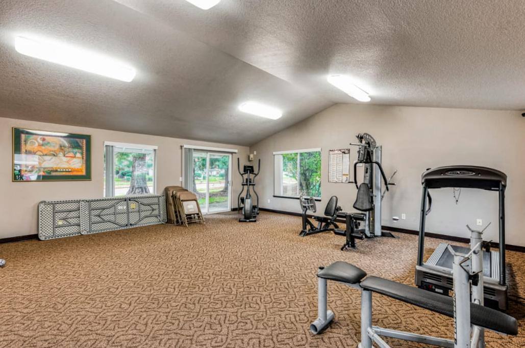 Apartment for rent at 626 Parkmeadow Loop NE, Salem, OR 97303