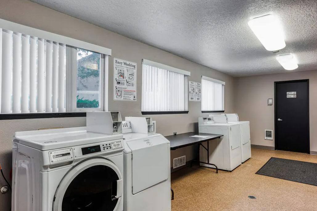 Apartment for rent at 626 Parkmeadow Loop NE, Salem, OR 97303