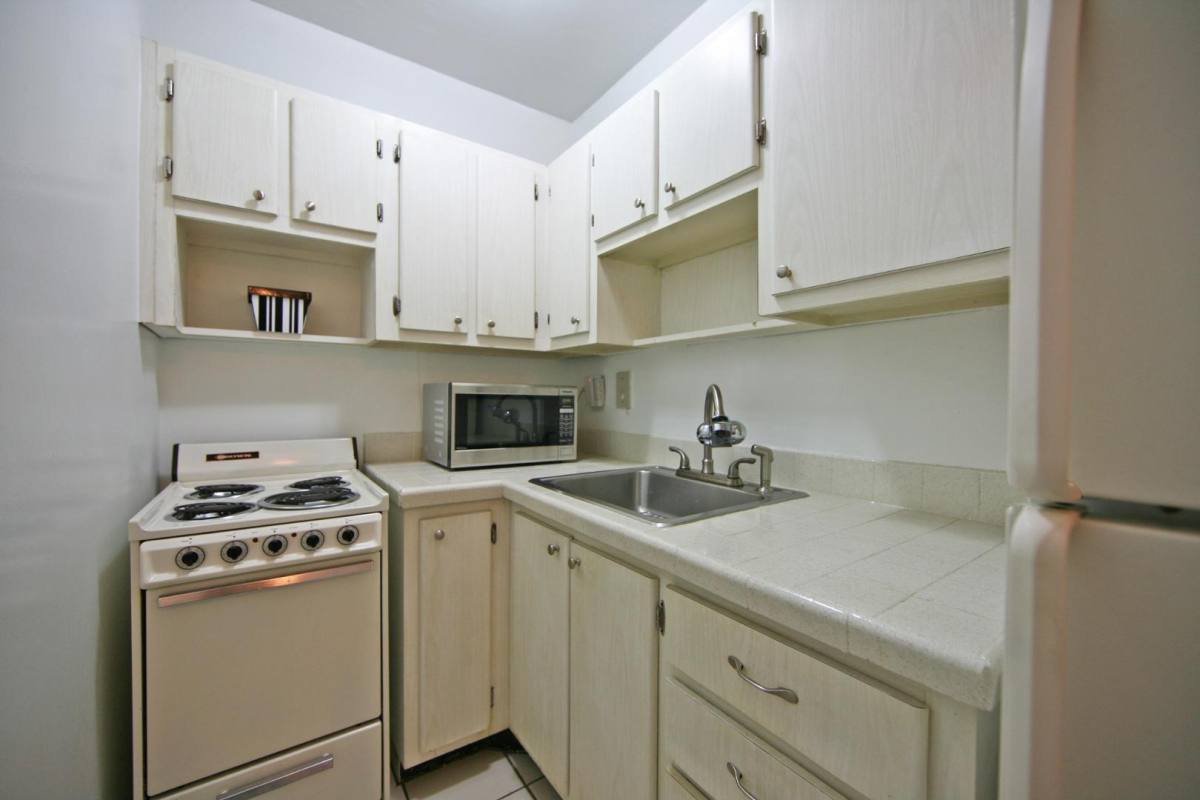 Apartment for rent at Shore Crest, 660 NE 78th St, Miami, FL 33138