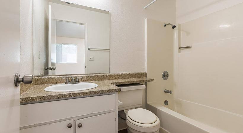 Apartment for rent at 5944 Lincoln Ave, Carmichael, CA 95608