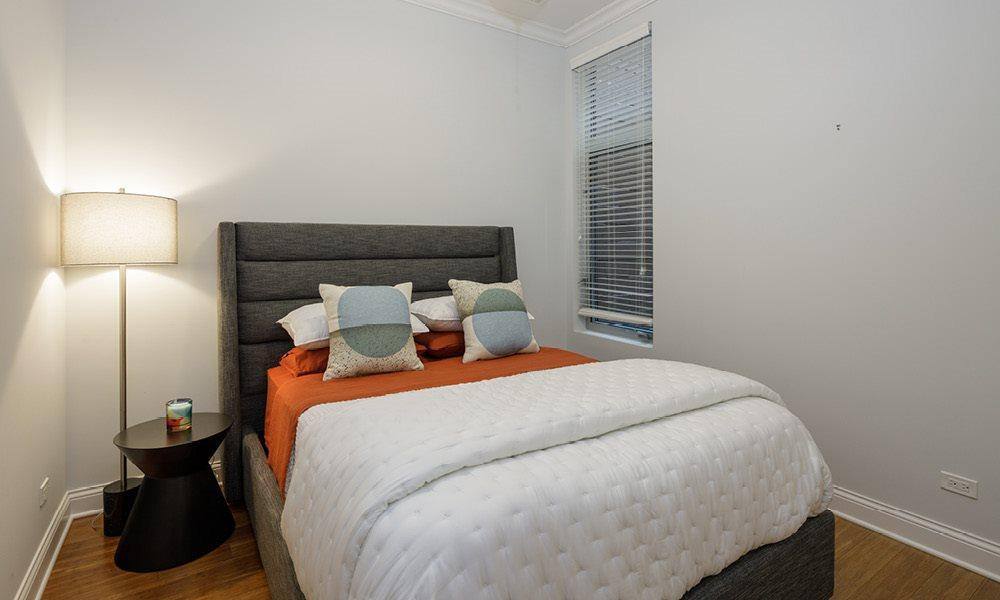 Apartment for rent at 1050 W Monroe St, Chicago, IL 60607