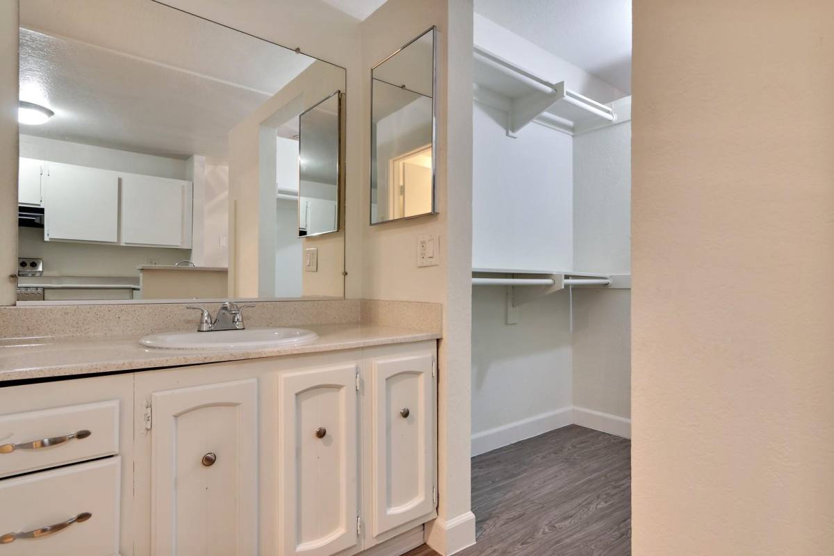 Apartment for rent at Garden Green, 11669 Valerio St, North Hollywood, CA 91605