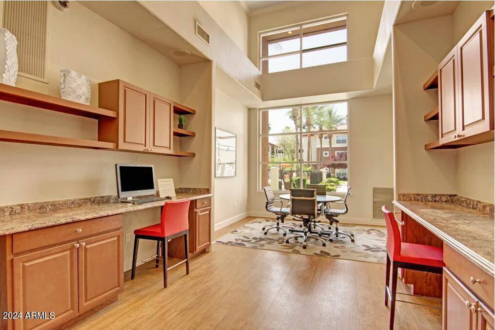 Apartment for rent at 411 E Indian School Rd, Phoenix, AZ 85012