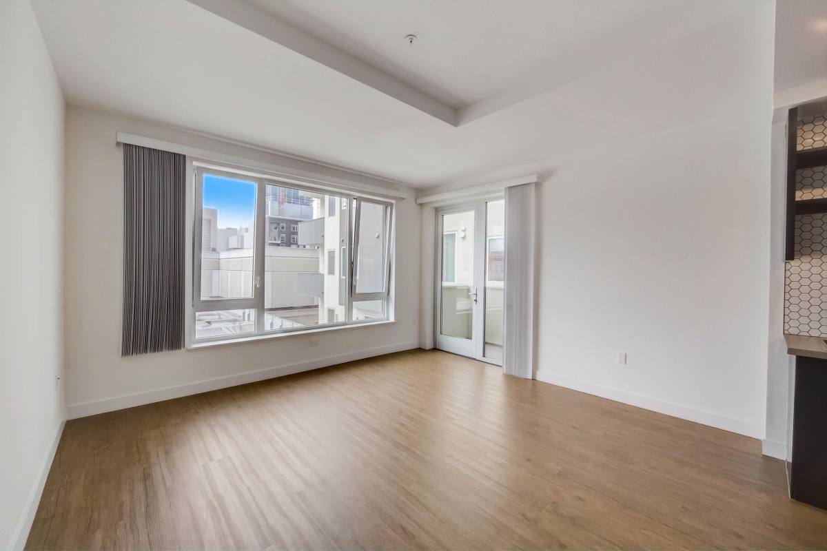 Apartment for rent at 1815 Alice St, Oakland, CA 94612